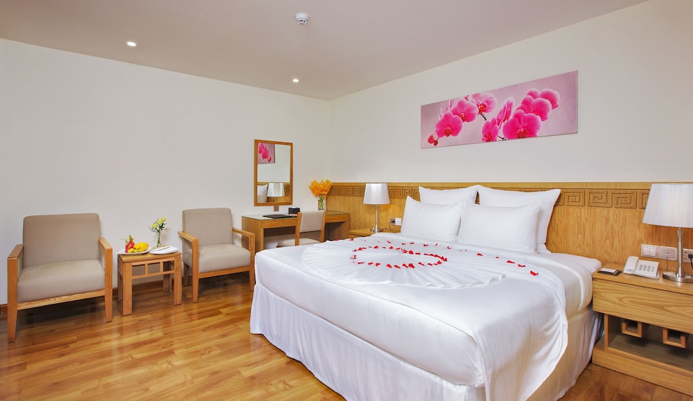 ROSAKA NHA TRANG HOTEL 38/78