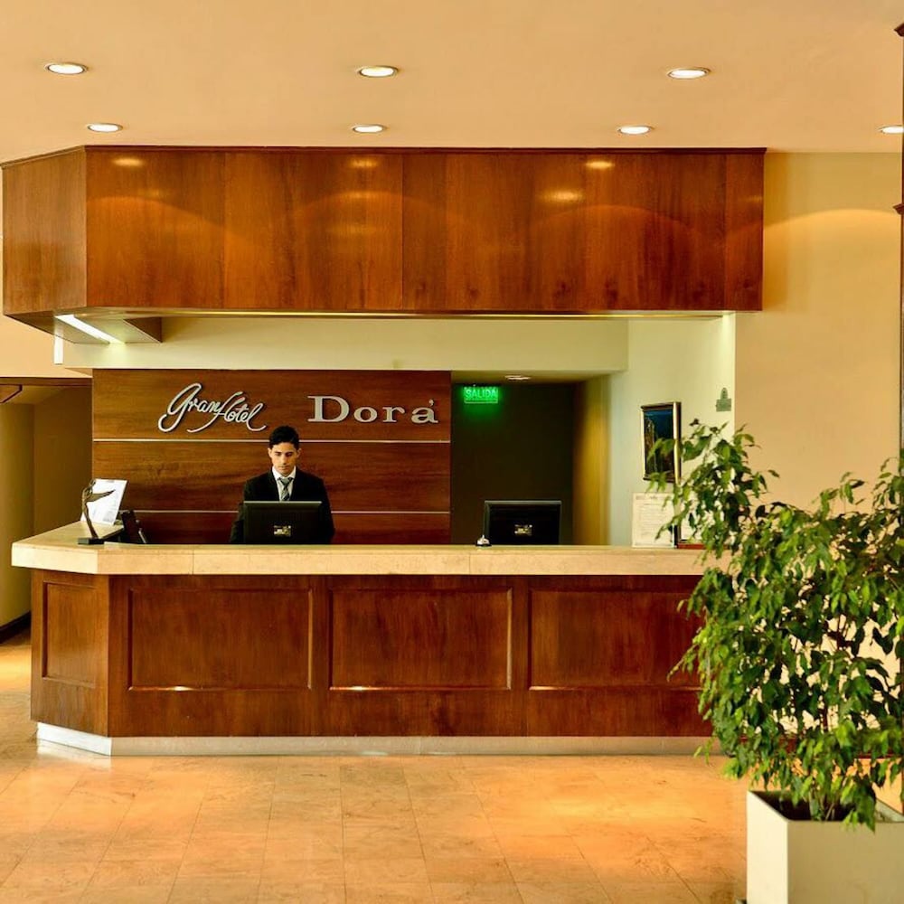 Gran Dora Hotel 2/30