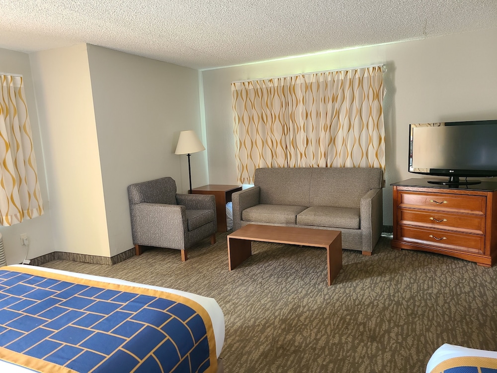Quality Inn & Suites Orlando East - UCF Arena 36/43