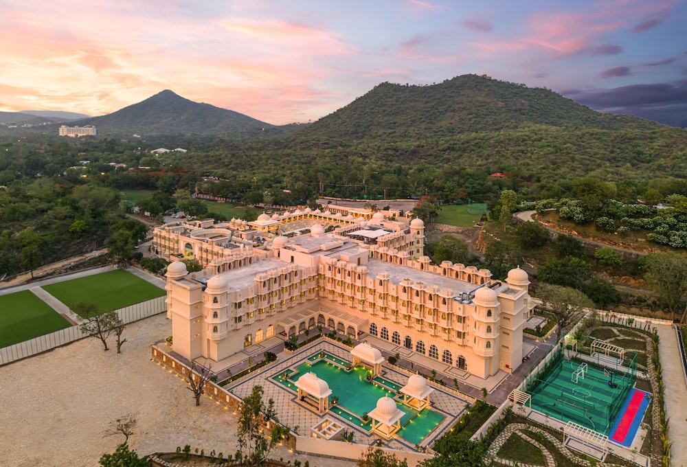 Wyndham Grand Udaipur Fateh Sagar Lake 9/66