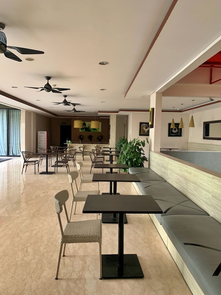 Hotel Terrace At Kuta 44/66