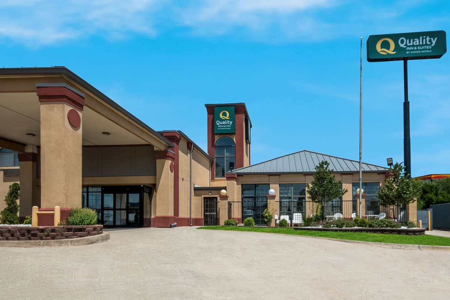 Quality Inn & Suites Oklahoma City North 13/14