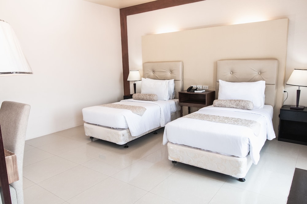 Sierra Hotel 22/46