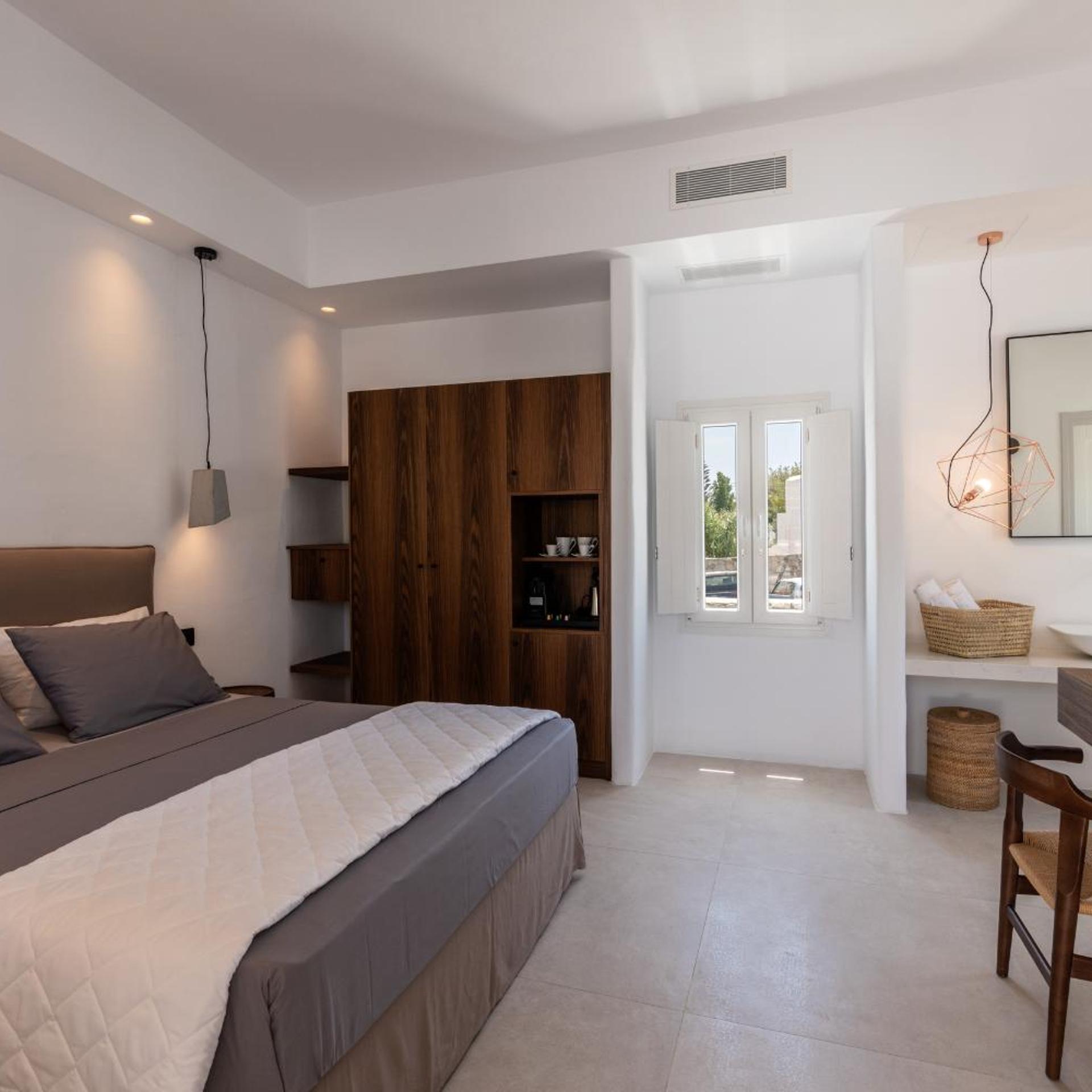 Room, Double Bed