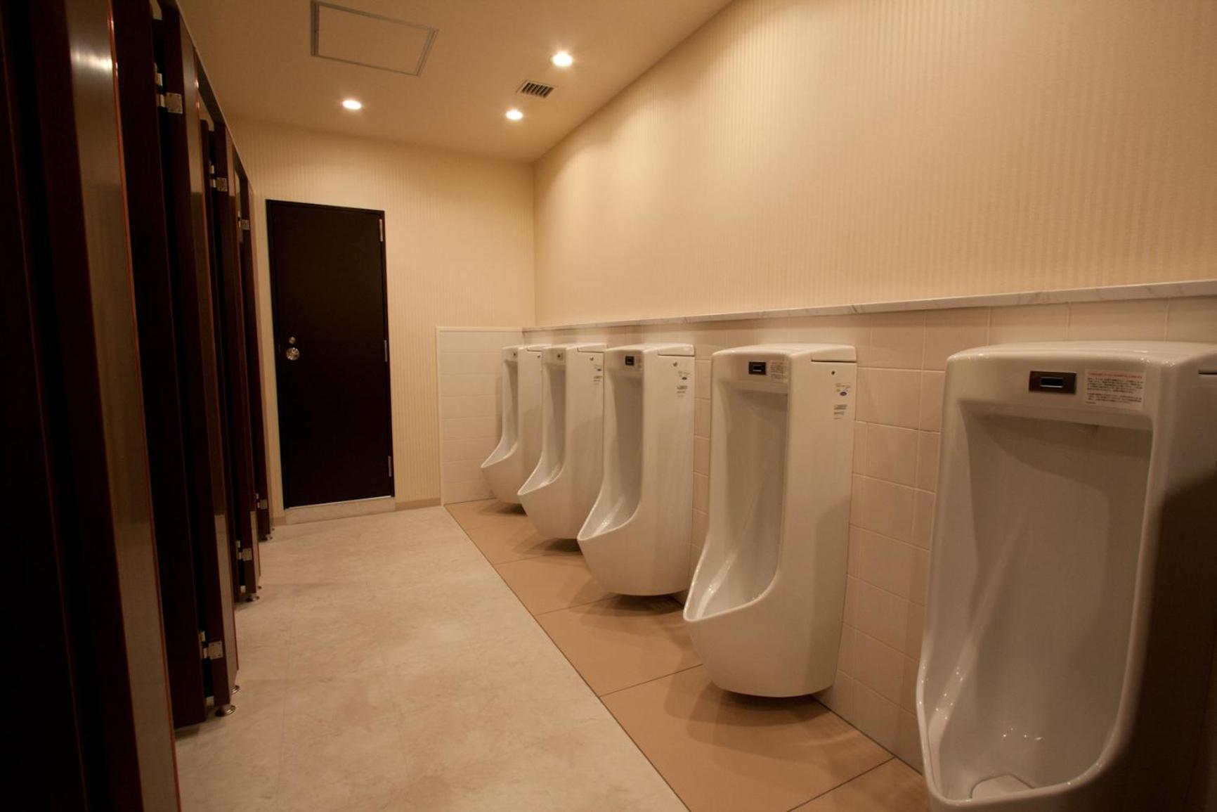 Hearts Capsule Hotel & Spa Nakasu 13/17