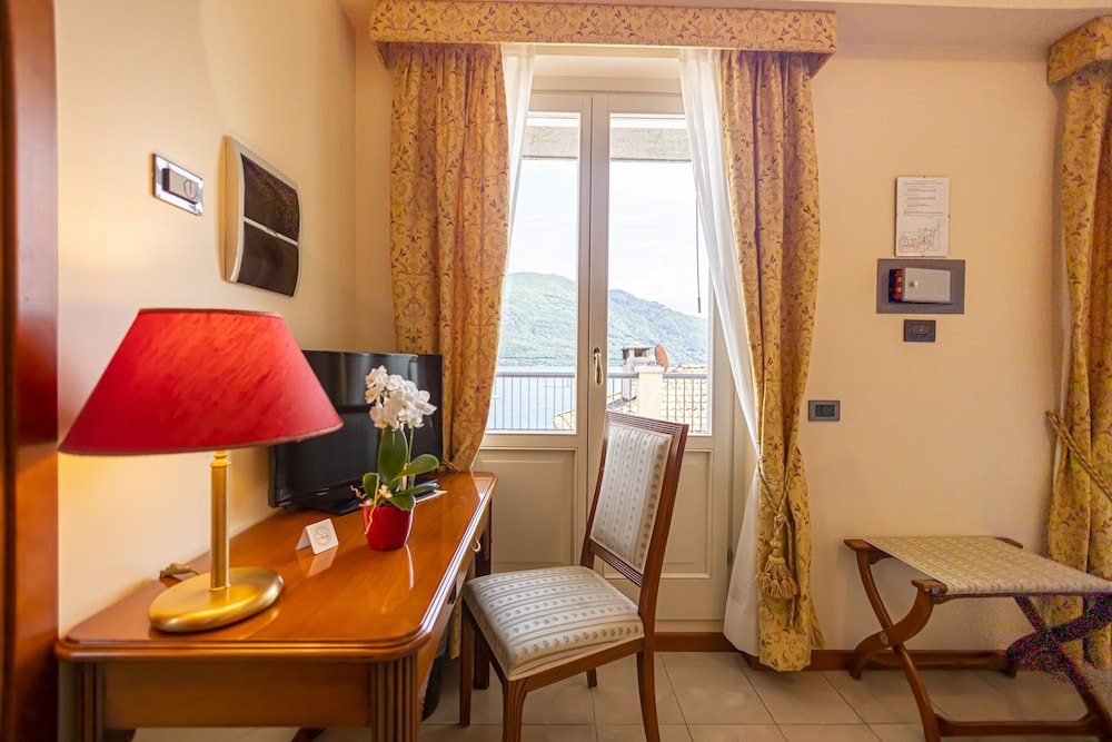 Hotel Il Portico 28/50