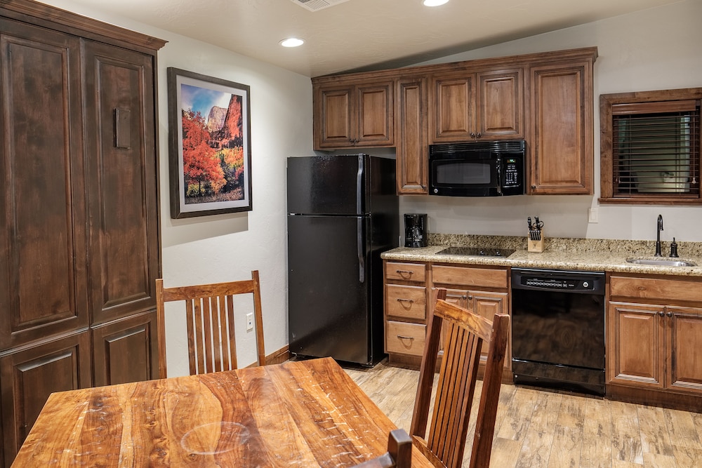 Cable Mountain Lodge 37/50