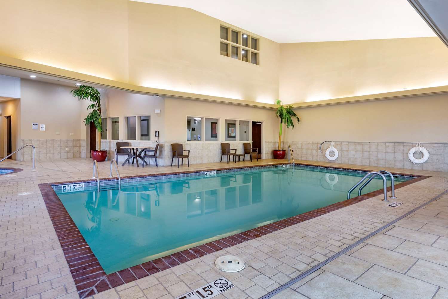 Comfort Inn Bentonville - Crystal Bridges 20/47