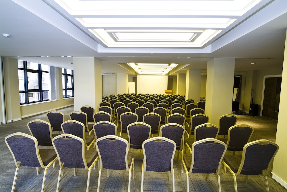 Innpera Hotel 40/50