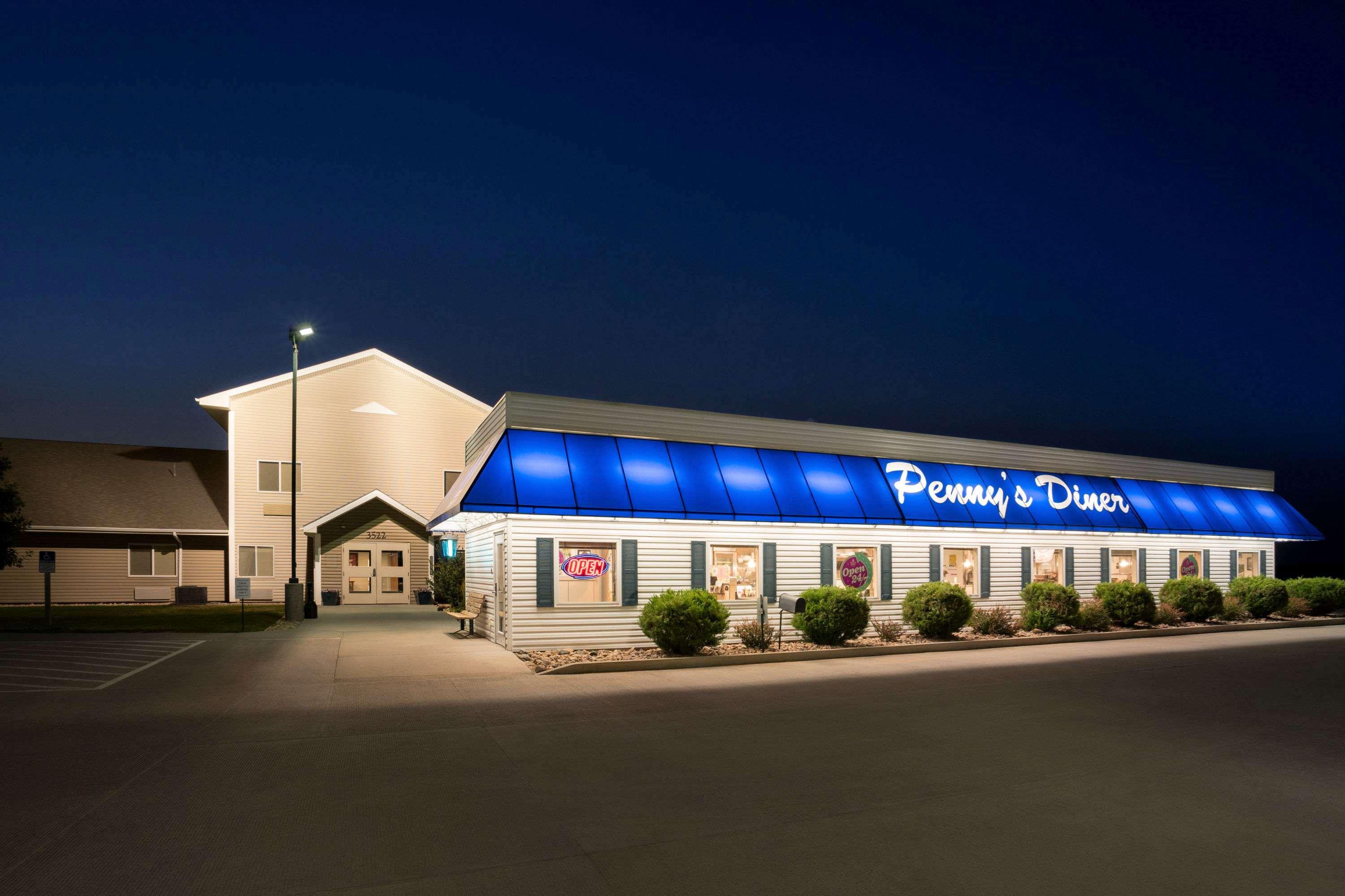 Travelodge by Wyndham Bill WY Thunder Basin Ntl Grassland 2/32