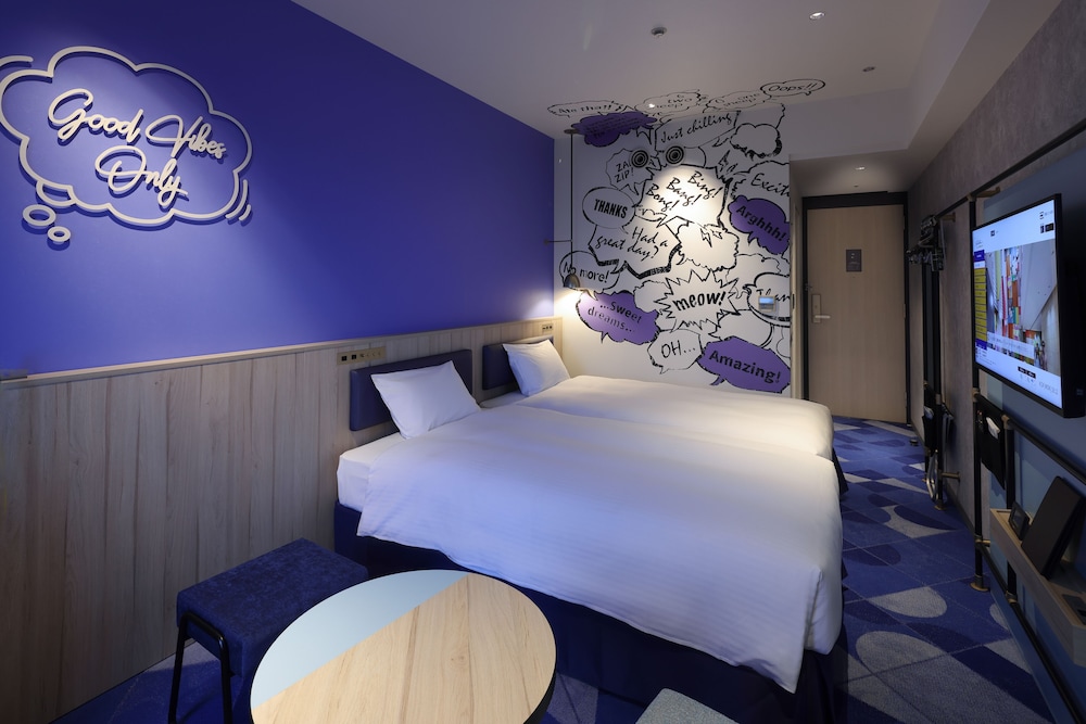 Casual, Twin Beds, High Floor