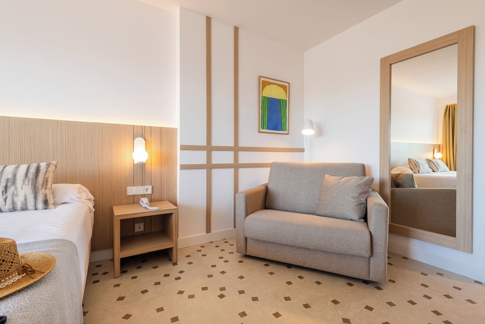 A10 Sol De Alcudia Apartments 54/72
