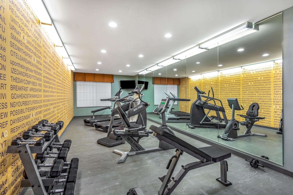 La Quinta Inn & Suites by Wyndham Columbus - Edinburgh 30/59