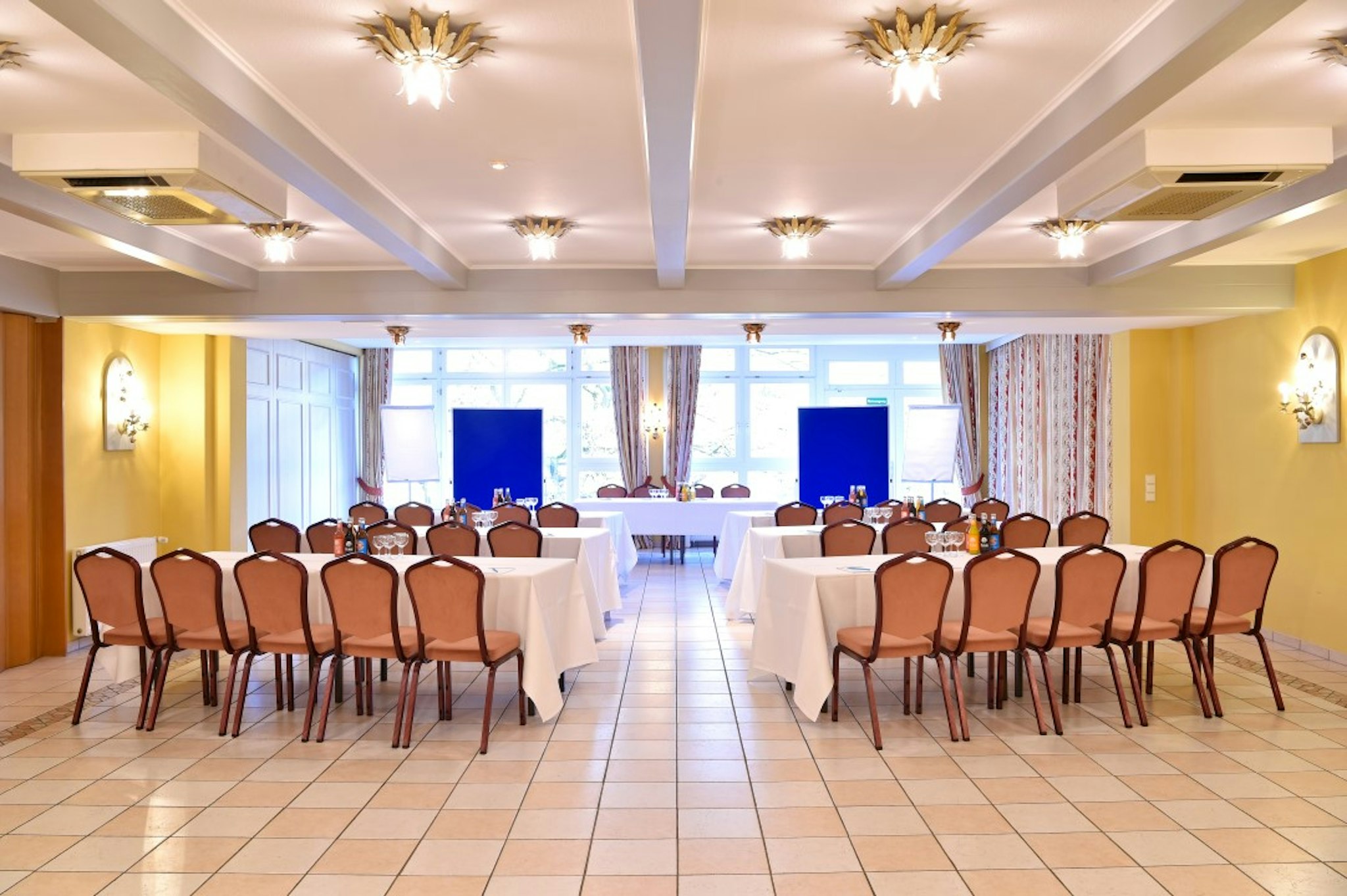 Top Vch Kleinhuis Hotel Mellingburger Schleuse Hamburg 41/44