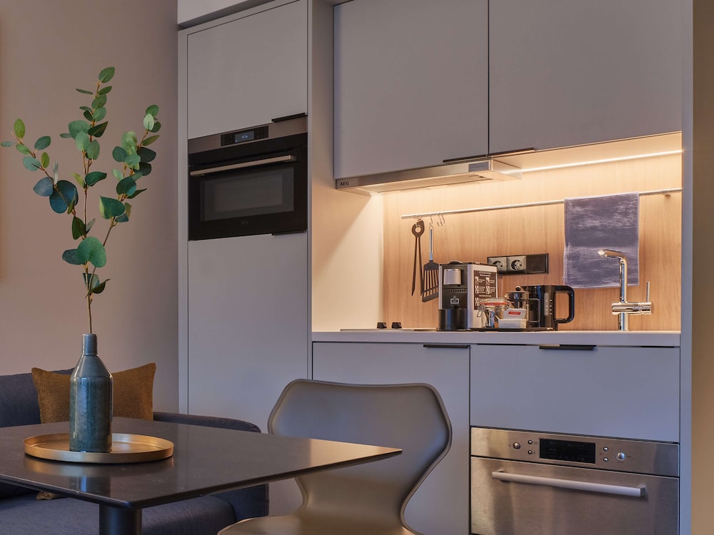 Adina Apartment Hotel Wiesbaden 7/69