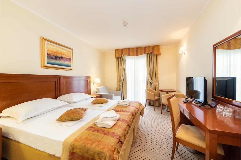 Hotel Bella Vista 4/32