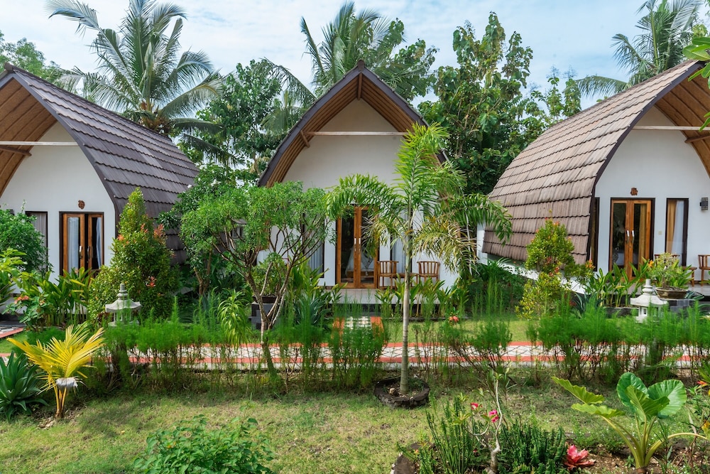 Penida Sunset Ocean View Bungalows 50/59
