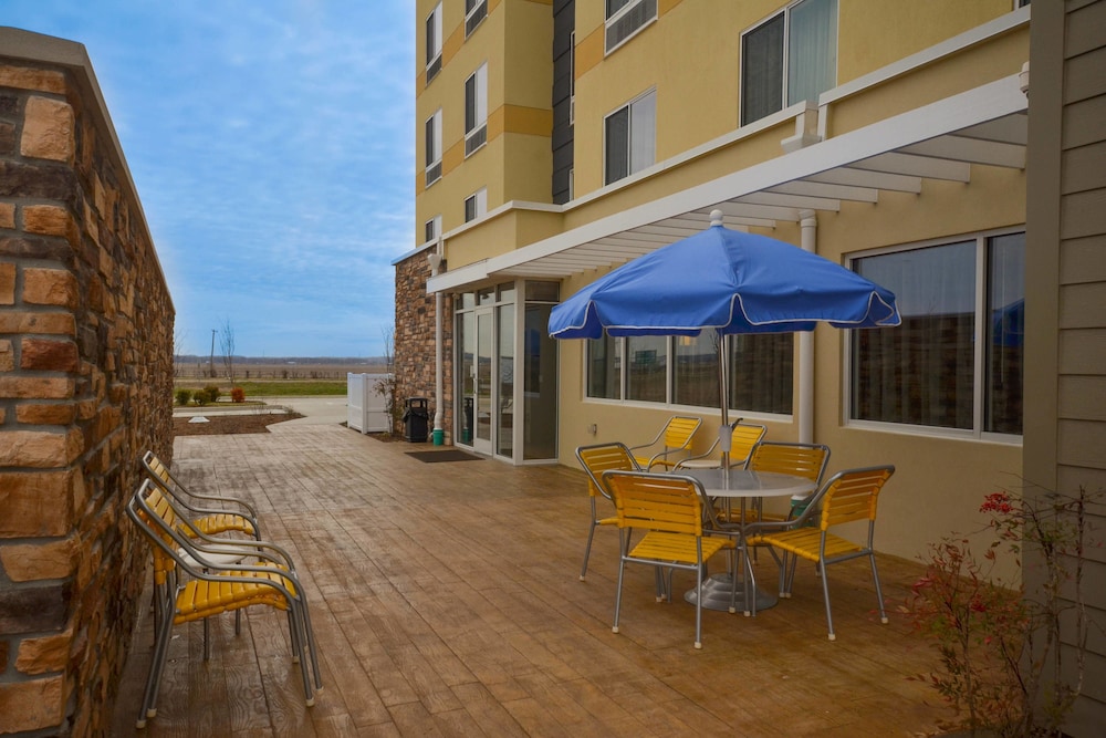Fairfield Inn Suites St Louis Pontoon Beach Granite City in Granite City - IL