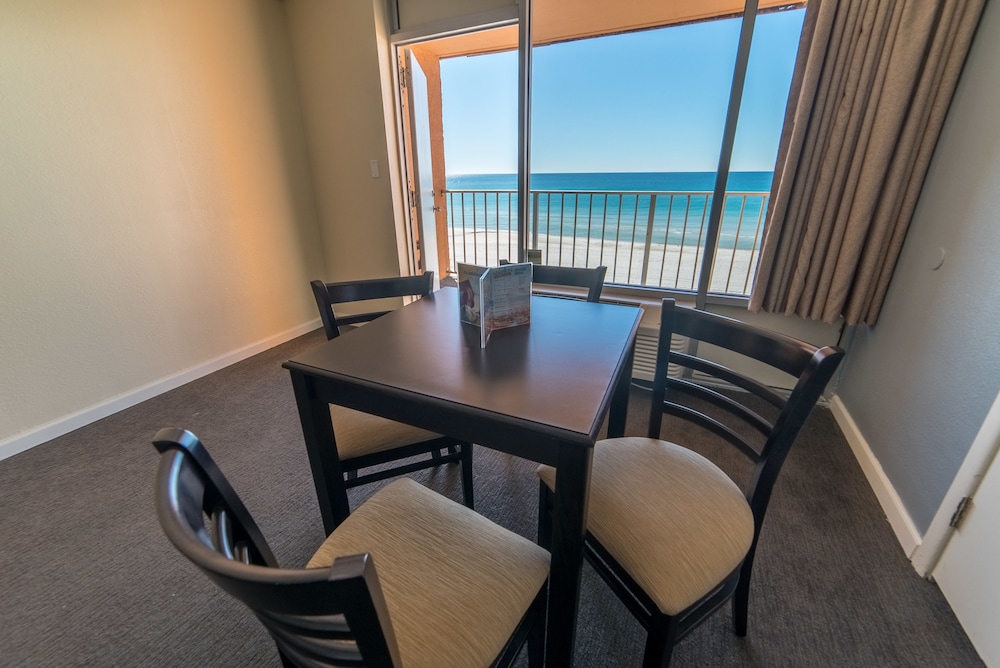 Seahaven Beach Hotel 47/69