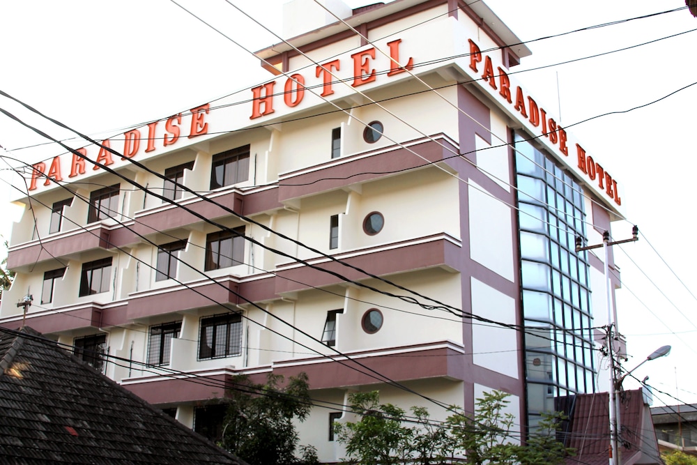 Paradise Hotel 5/39