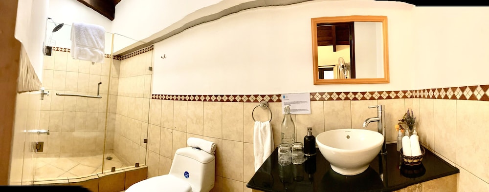 Hotel La Galeria 46/50