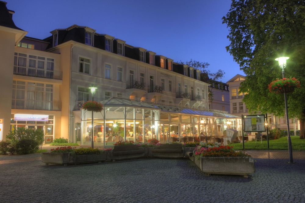 Seetelhotel Pommerscher Hof 60/67