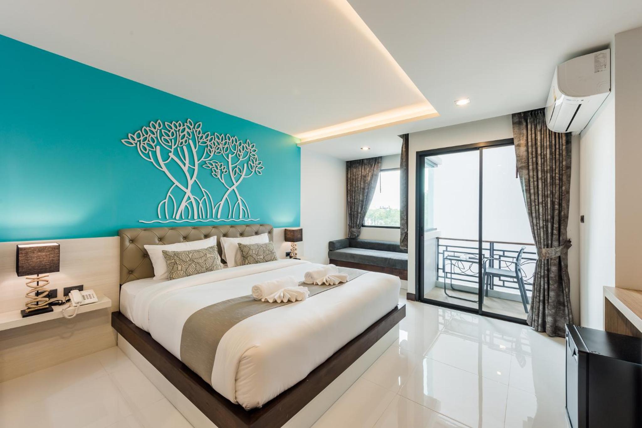 Deluxe King River View, River Front Krabi Hotel 3/7