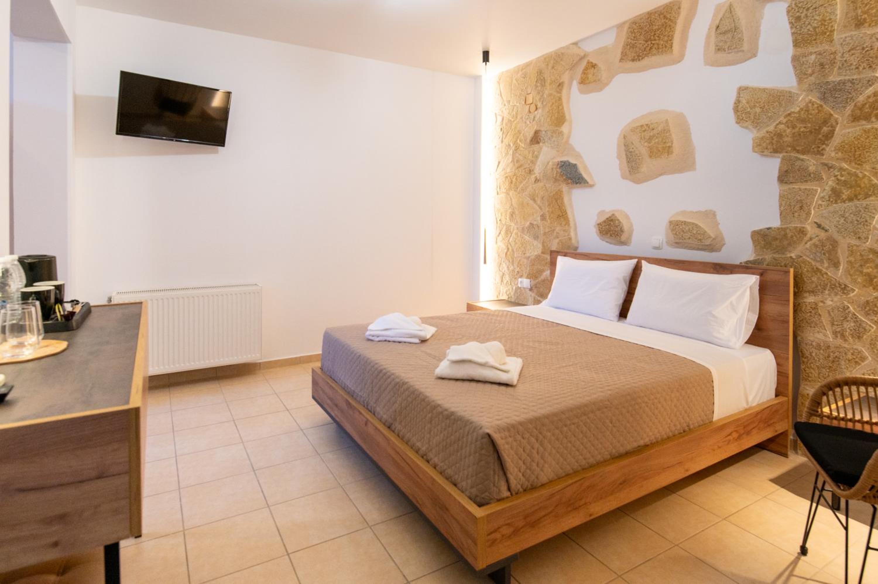 Deluxe, Double Bed, Villa Gereoudis 5/10