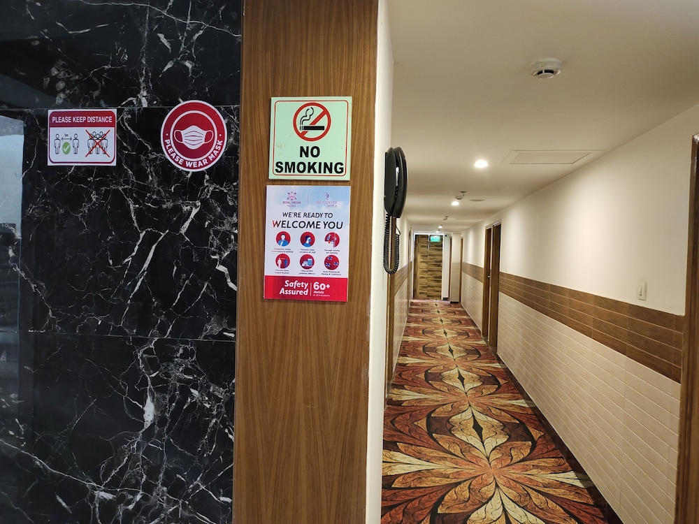 Regenta Central Noida 26/44