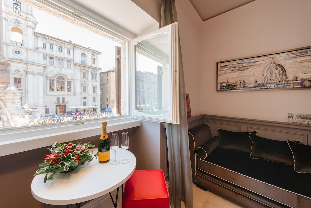 Rhea Silvia Luxury Navona 49/50