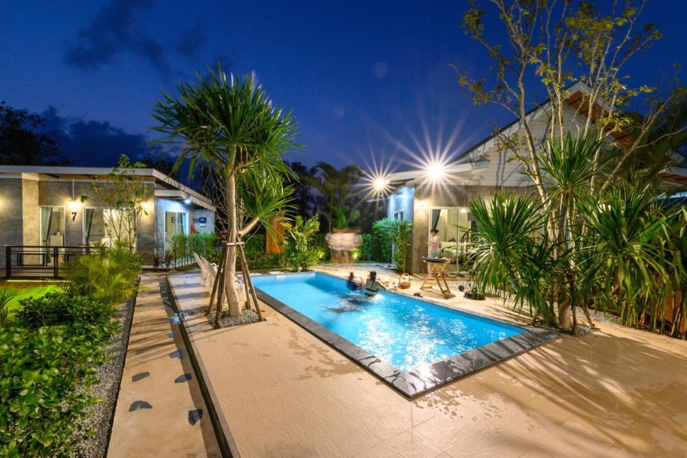 Loftpical Resort 41/49