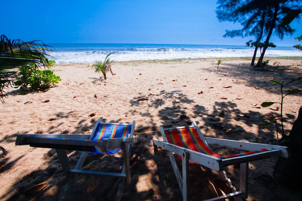 ROCKY POINT RESORT 42/62