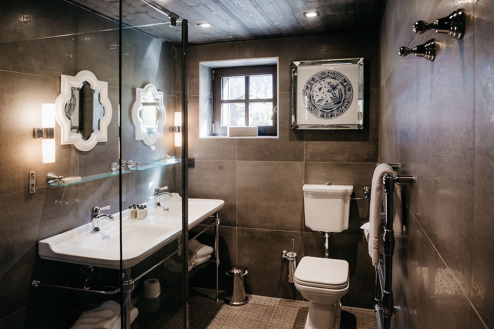 Chalet Hotel Le Castel 43/74