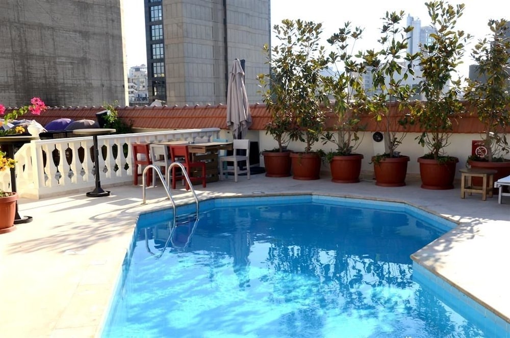 Serenada Golden Palace - Boutique Hotel Beirut 6/75