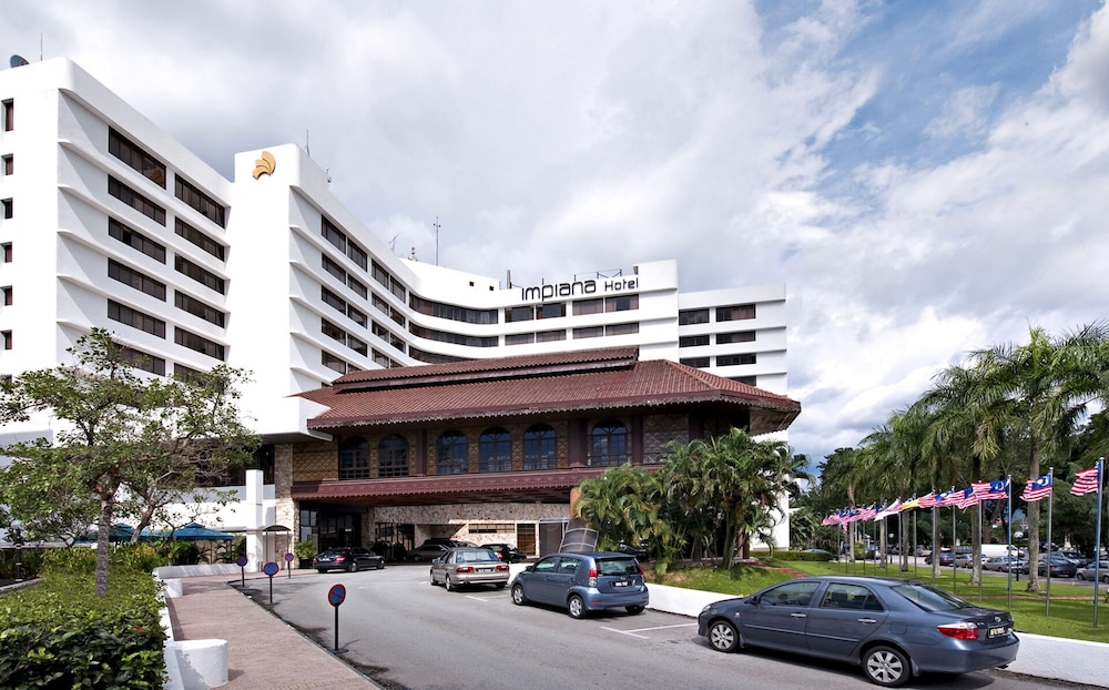Impiana Hotel Ipoh 66/70