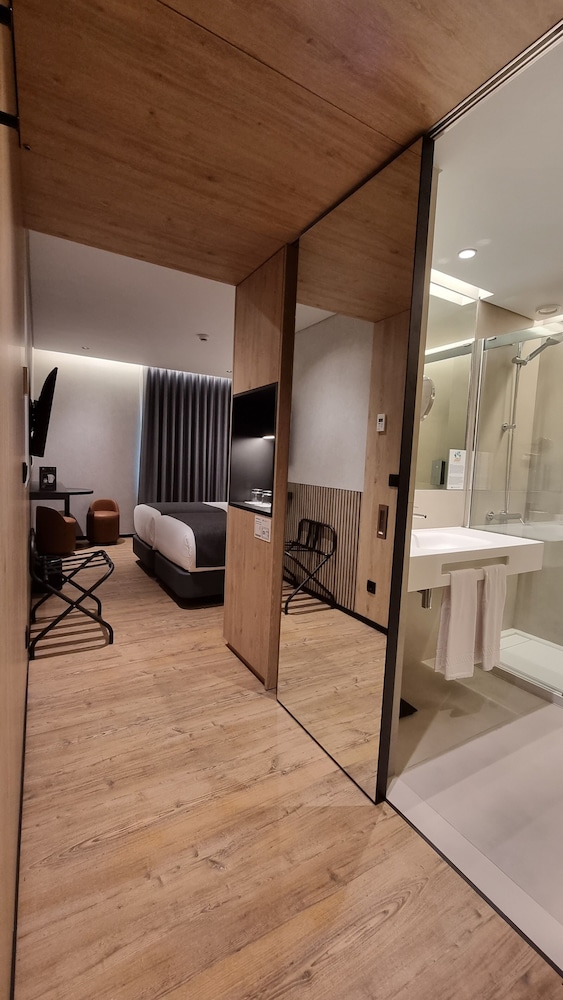 Hotel Principe Avila 30/50