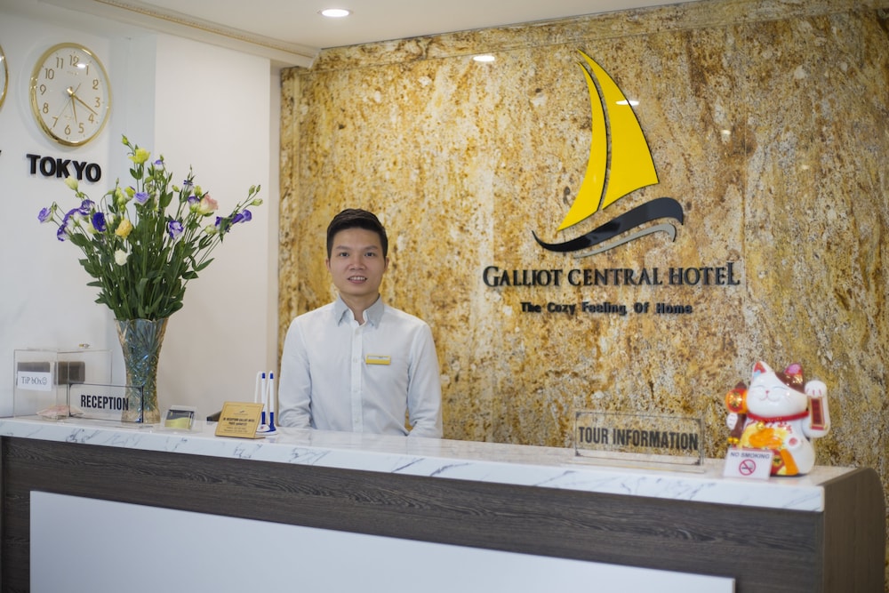 Galliot Central Hotel 8/42