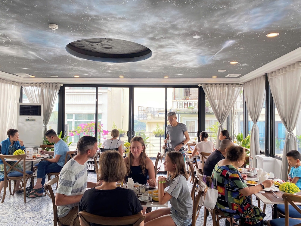 San Boutique Hotel 28/31