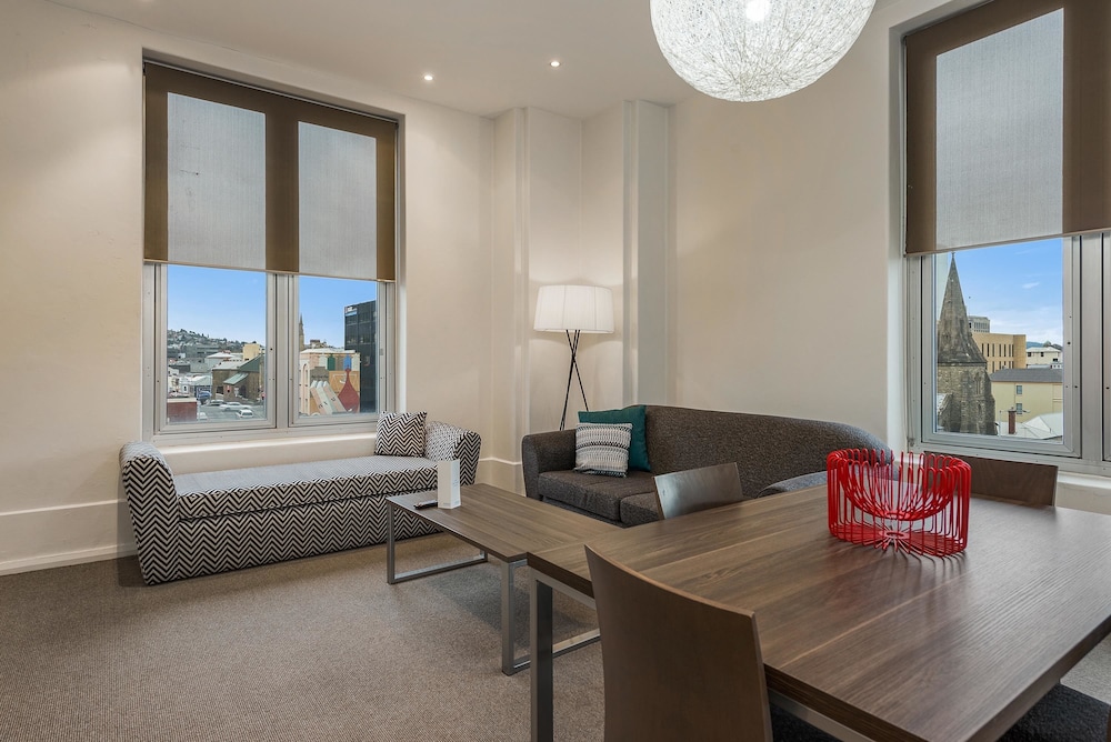 Mantra One Sandy Bay Road Hobart 37/64