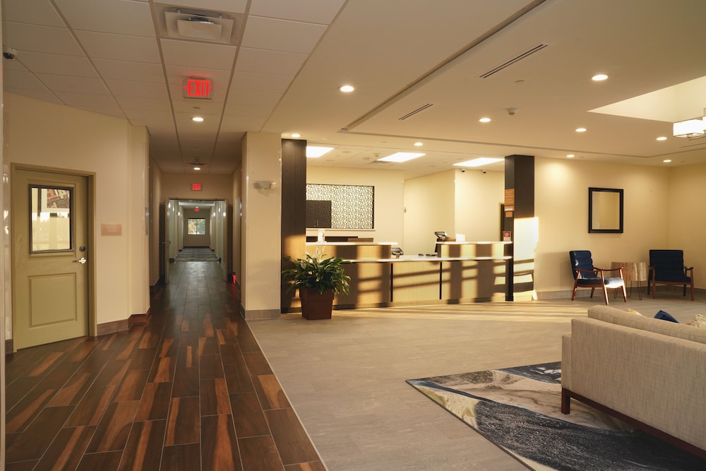 Candlewood Suites Plano North 11/44