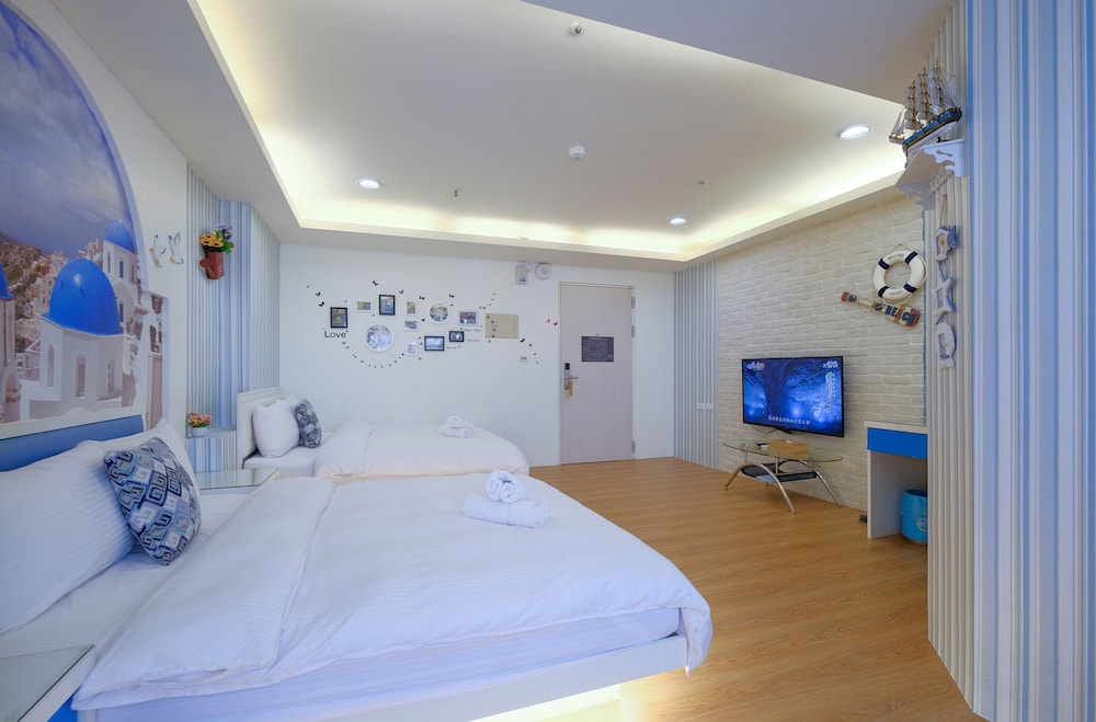 85 Asia Hotel 30/69