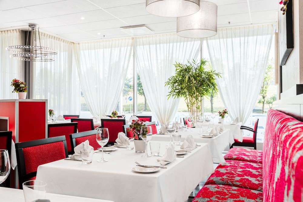 Avalon Hotel and Conferences 45/63