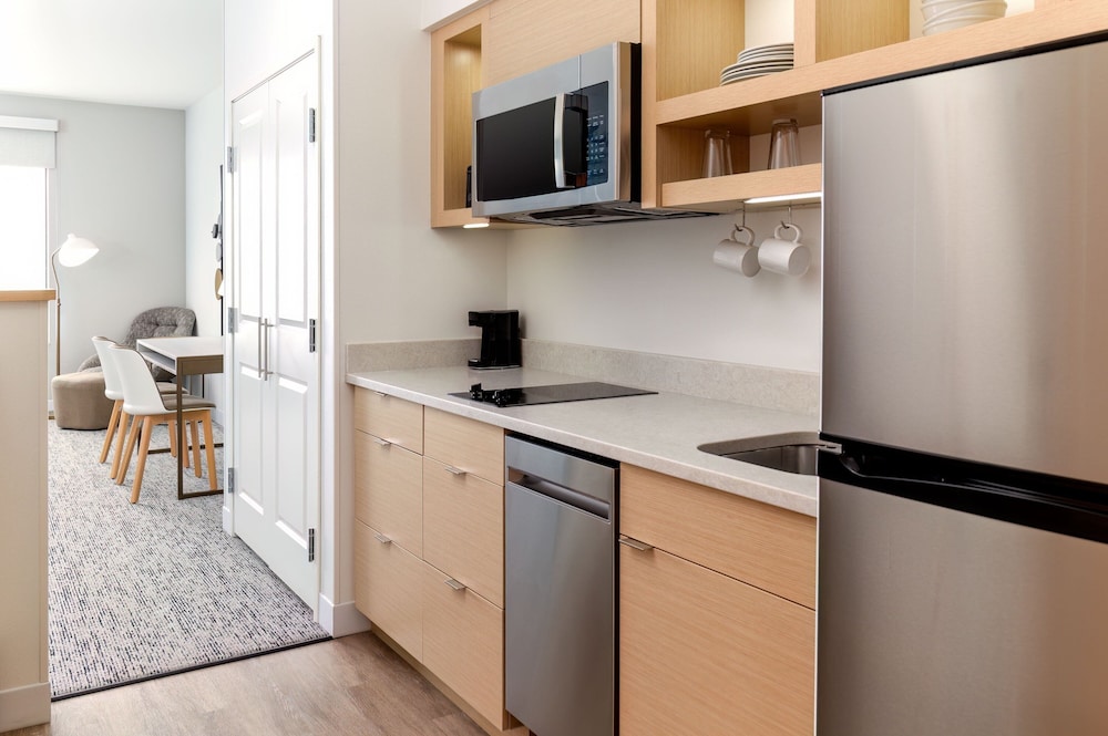 TownePlace Suites by Marriott Pleasanton 43/43