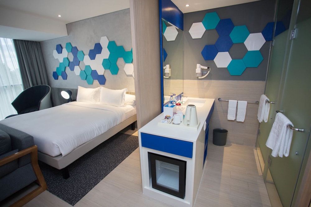 Ibis Styles Batam Nagoya 27/68