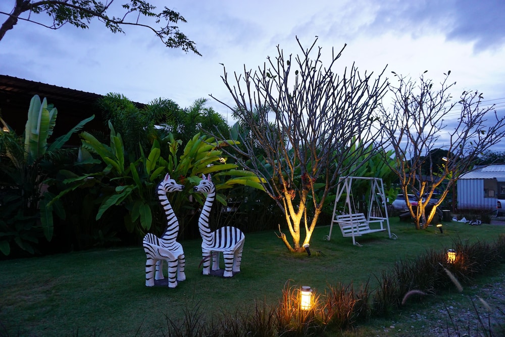 Be Cool Boutique At Phu Ruea 14/47
