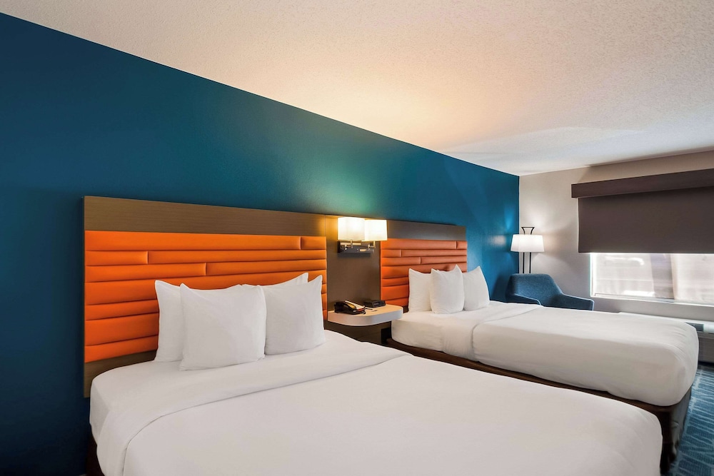 Standard, 2 Queen Beds