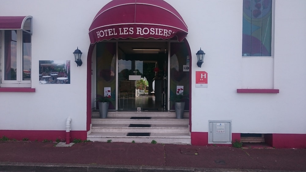Les Rosiers 2/33