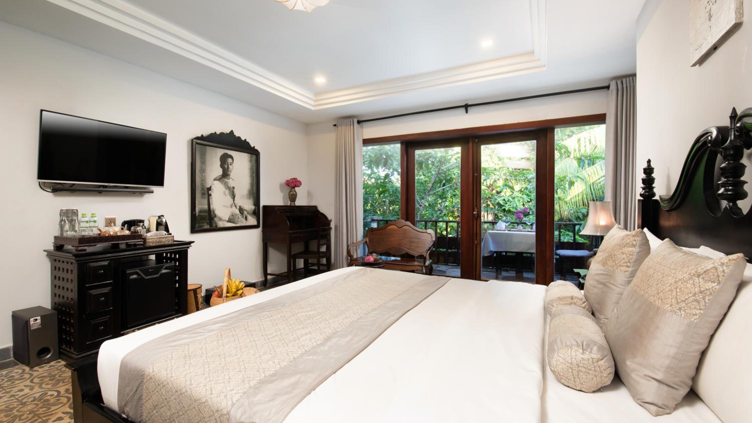 Honeymoon, Historical, Suite