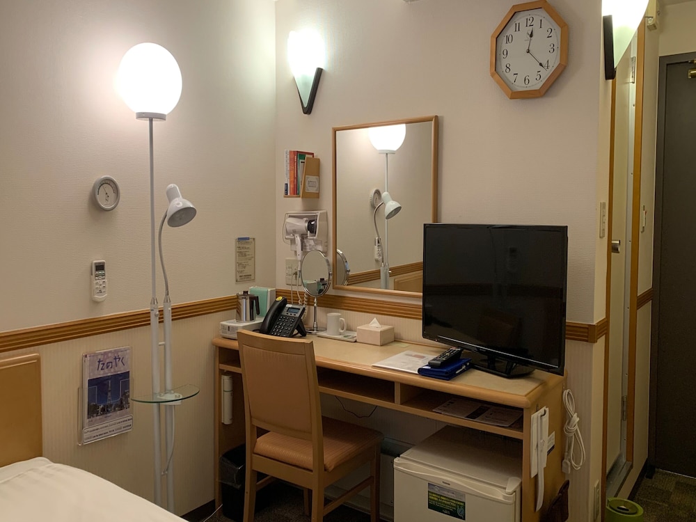 TOYOKO INN SHIN-YOKOHAMA EKIMAE SHINKAN 55/57
