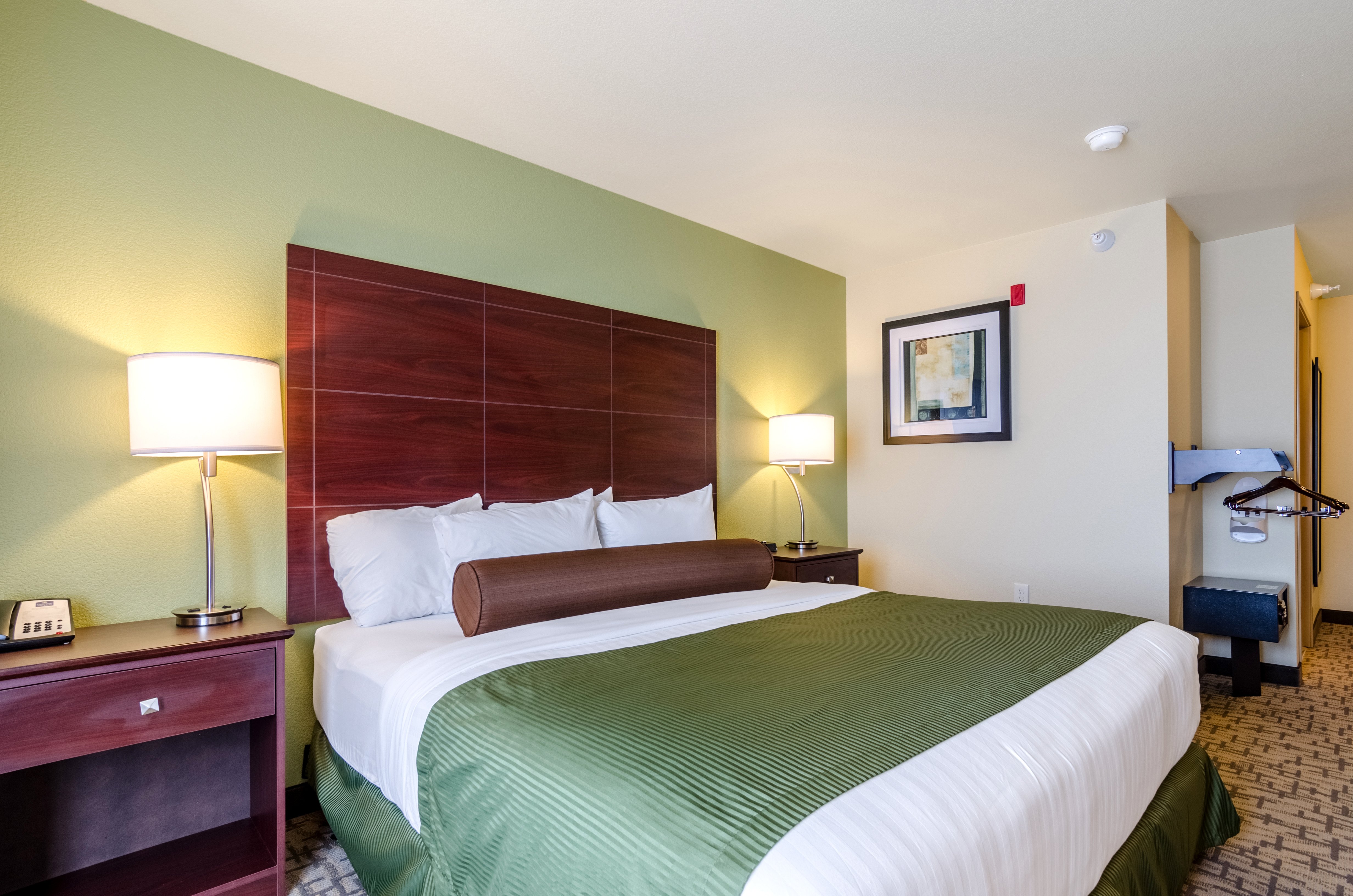 Cobblestone Hotel & Suites - McCook 20/50